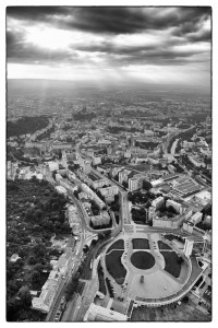 Pohled na Mendlovo náměstí a staré Brno